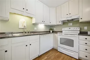 2840 Lake Ct, Cumming, GA 30041 - Photo 24