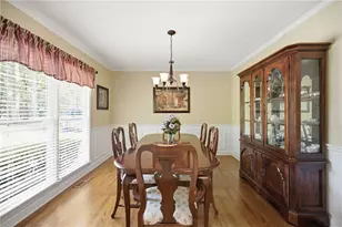 2840 Lake Ct, Cumming, GA 30041 - Photo 32