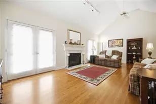 2840 Lake Ct, Cumming, GA 30041 - Photo 36
