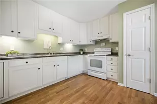 2840 Lake Ct, Cumming, GA 30041 - Photo 22