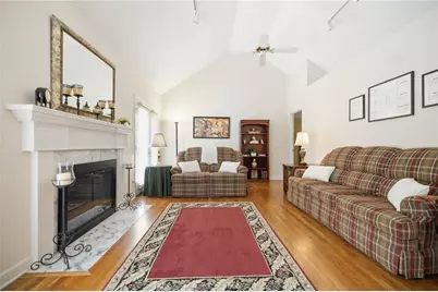2840 Lake Court, Cumming, GA 30041 - Photo 38