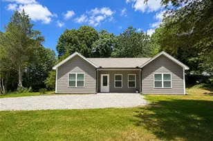 4678 Miller Lake Rd, Gainesville, GA 30507 - Photo 1