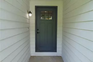 3321 Border Dr, Stone Mountain, GA 30087 - Photo 4
