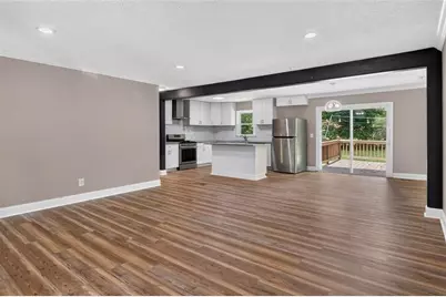 3661 Manhattan Drive, Decatur, GA 30034 - Photo 8