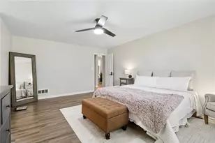 1370 Terramont Dr, Roswell, GA 30076 - Photo 4