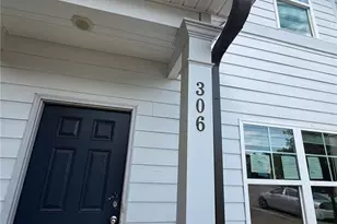 585 McWilliams Road SE, Atlanta, GA 30315 - Photo 2