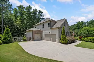 3335 Pleasant Manor Ct, Cumming, GA 30028 - Photo 2