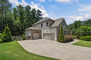 3335 Pleasant Manor Ct, Cumming, GA 30028 - Photo 2