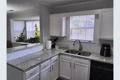 5980 Sherwood Trace, Lithonia, GA 30038 - Photo 12