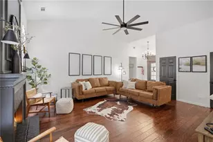 9655 Eagles Landing Dr, Gainesville, GA 30506 - Photo 6