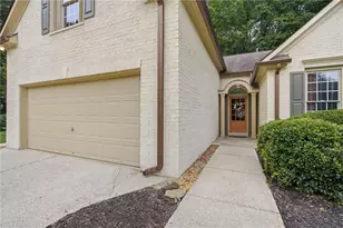 9655 Eagles Landing Dr, Gainesville, GA 30506 - Photo 2