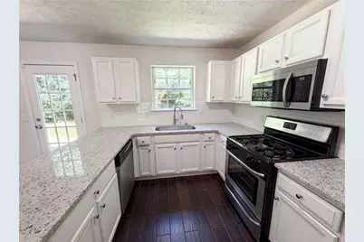 3582 Coveside Court, Loganville, GA 30052 - Photo 10