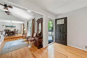 330 Chaffin Ridge Ct, Roswell, GA 30075 - Photo 10