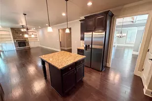 8785 Ellesmere Dr, Cumming, GA 30041 - Photo 14