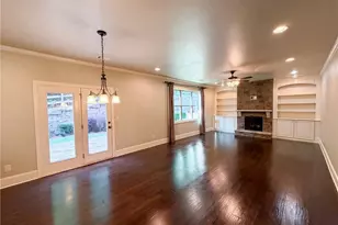 8785 Ellesmere Dr, Cumming, GA 30041 - Photo 12