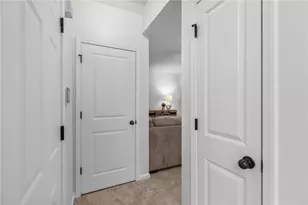 501 Garden View Ct, Lawrenceville, GA 30046 - Photo 16