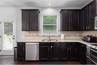 501 Garden View Court, Lawrenceville, GA 30046 - Photo 18
