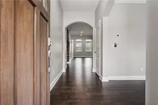 2040 Secretariat Gait Way, Suwanee, GA 30024 - Photo 2