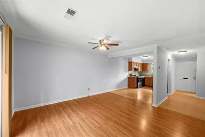 301 Stonecliff Court, Stone Mountain, GA 30083 - Photo 16