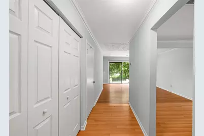 301 Stonecliff Court, Stone Mountain, GA 30083 - Photo 12
