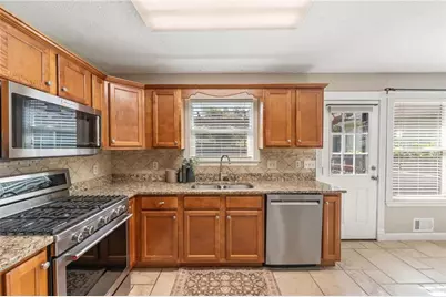 4071 Stephanie Court NW, Kennesaw, GA 30152 - Photo 12