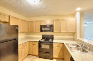 453 Tara Commons Cir, Loganville, GA 30052 - Photo 16