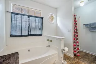 814 Cambridge Creek Dr SW, Conyers, GA 30094 - Photo 14