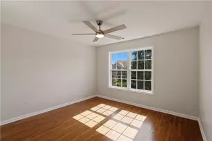 402 Freedom Ln, Peachtree City, GA 30269 - Photo 16