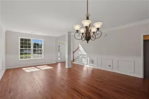 402 Freedom Ln, Peachtree City, GA 30269 - Photo 2