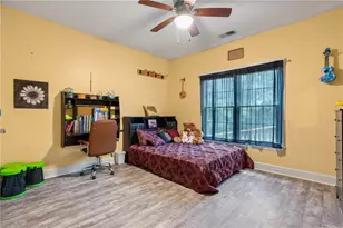 1215 James Walter Dr, Loganville, GA 30052 - Photo 8