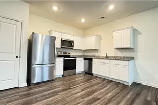 204 Fenchurch Wy, Cartersville, GA 30120 - Photo 4