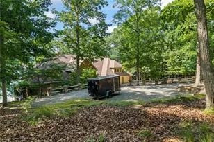6576 Yacht Club Rd, Flowery Branch, GA 30542 - Photo 32