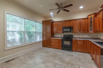 1371-A Clermont Avenue, Atlanta, GA 30344 - Photo 8