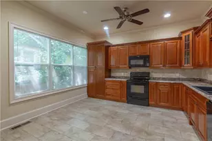 1371-A Clermont Ave, Atlanta, GA 30344 - Photo 8
