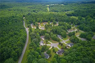 117 Lighthouse Cir, Maysville, GA 30558 - Photo 38