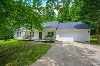 117 Light House Circle, Maysville, GA 30558 - Photo 1