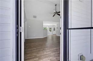 117 Lighthouse Cir, Maysville, GA 30558 - Photo 6