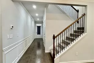 607 Paden Rdg Wy, Lawrenceville, GA 30044 - Photo 2