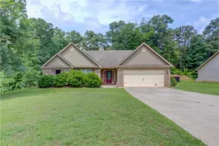 154 Rolling Oaks Ln, Colbert, GA 30628 - Photo 1