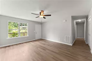 3030 Meadowridge Dr, Gainesville, GA 30507 - Photo 10