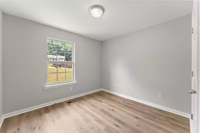 3030 Meadowridge Drive, Gainesville, GA 30507 - Photo 16