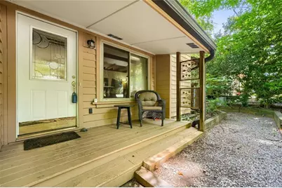 596 Dover Street, Marietta, GA 30066 - Photo 2