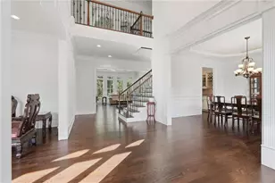 4050 Oak Forest Cir, Marietta, GA 30062 - Photo 8