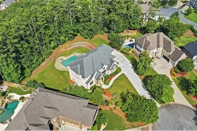4050 Oak Forest Circle, Marietta, GA 30062 - Photo 4