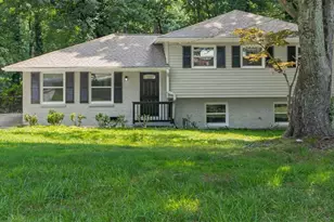 5678 Deerfield Ct, South Fulton, GA 30349 - Photo 2