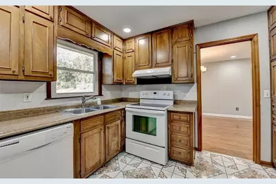 1249 Renee Dr SW, Lilburn, GA 30047 - Photo 4