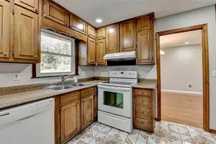 1249 Renee Dr SW, Lilburn, GA 30047 - Photo 4