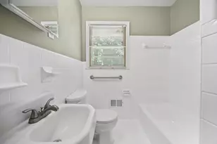 2379 Lakewood Dr NW, Kennesaw, GA 30152 - Photo 8