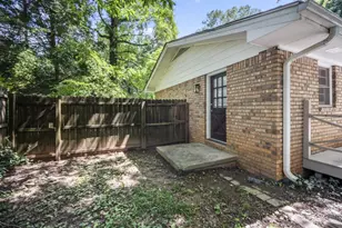 2379 Lakewood Dr NW, Kennesaw, GA 30152 - Photo 16