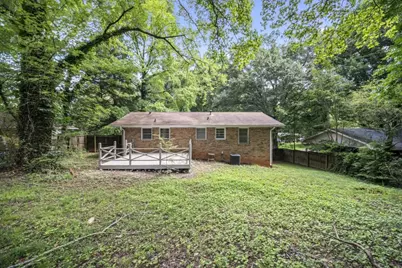 2379 Lakewood Drive NW, Kennesaw, GA 30152 - Photo 18